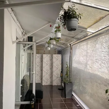 Vicky's Center Apartment *